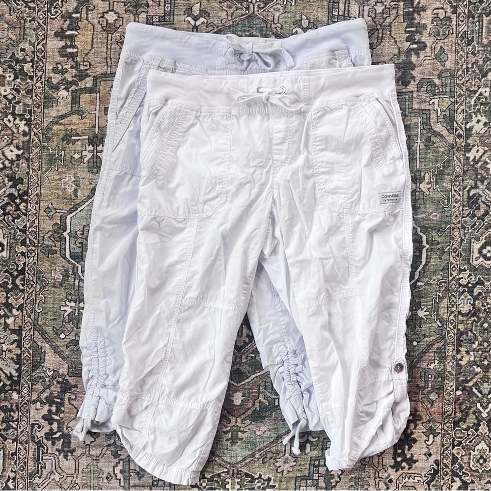 Calvin Klein Performance Convertible Poplin Capri Pants in White & Periwinkle - Picture 2 of 14